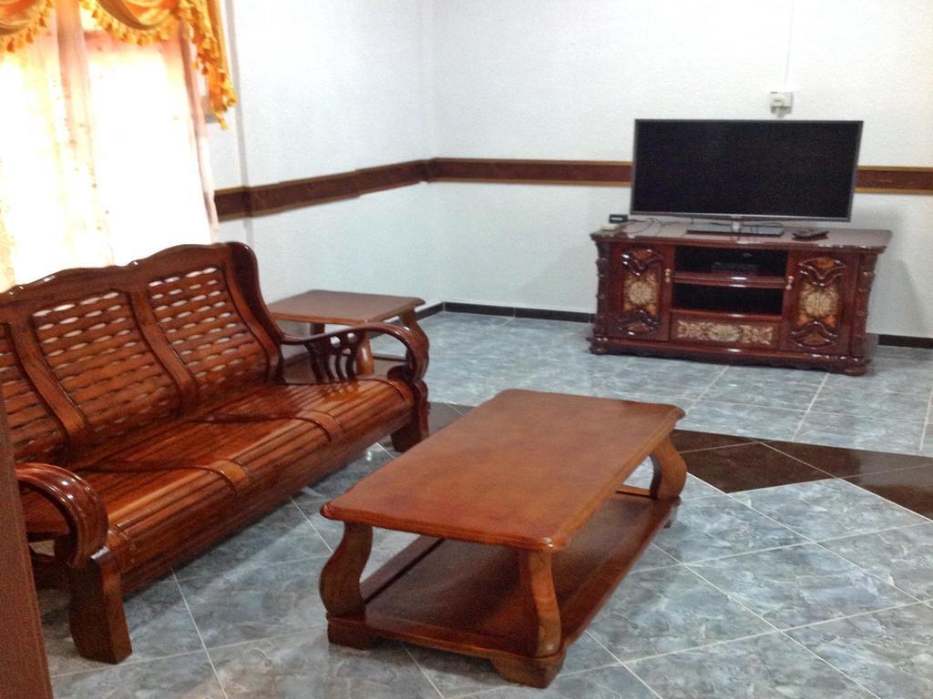 Nur Muslim Homestay At Кота-Бару Екстер'єр фото