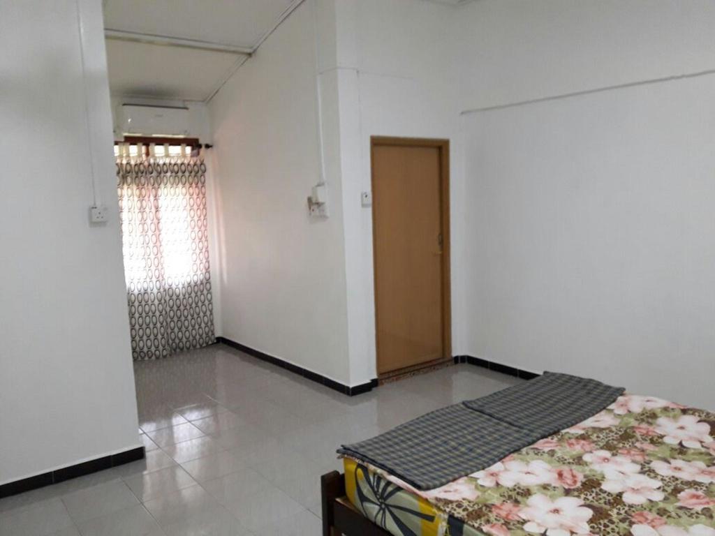 Nur Muslim Homestay At Кота-Бару Екстер'єр фото