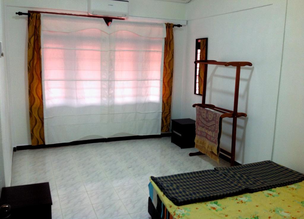 Nur Muslim Homestay At Кота-Бару Екстер'єр фото