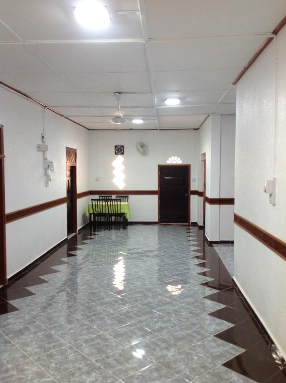 Nur Muslim Homestay At Кота-Бару Екстер'єр фото