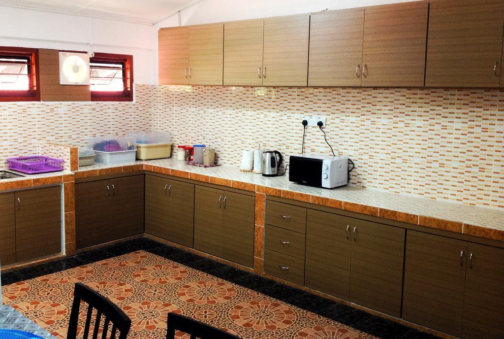 Nur Muslim Homestay At Кота-Бару Екстер'єр фото
